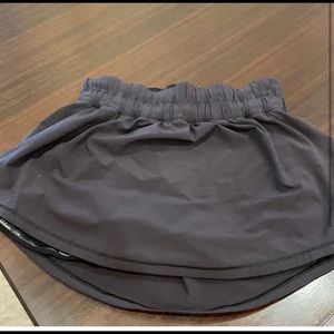 lululemon skort! size 2!